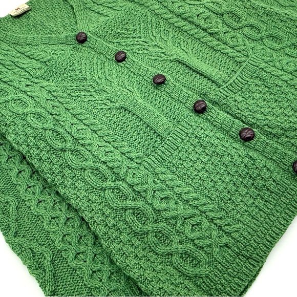 VGUC Carraig Donn Irish Merino Wool Tree Of Life Aran Button Cardigan Green XL - Picture 2 of 13